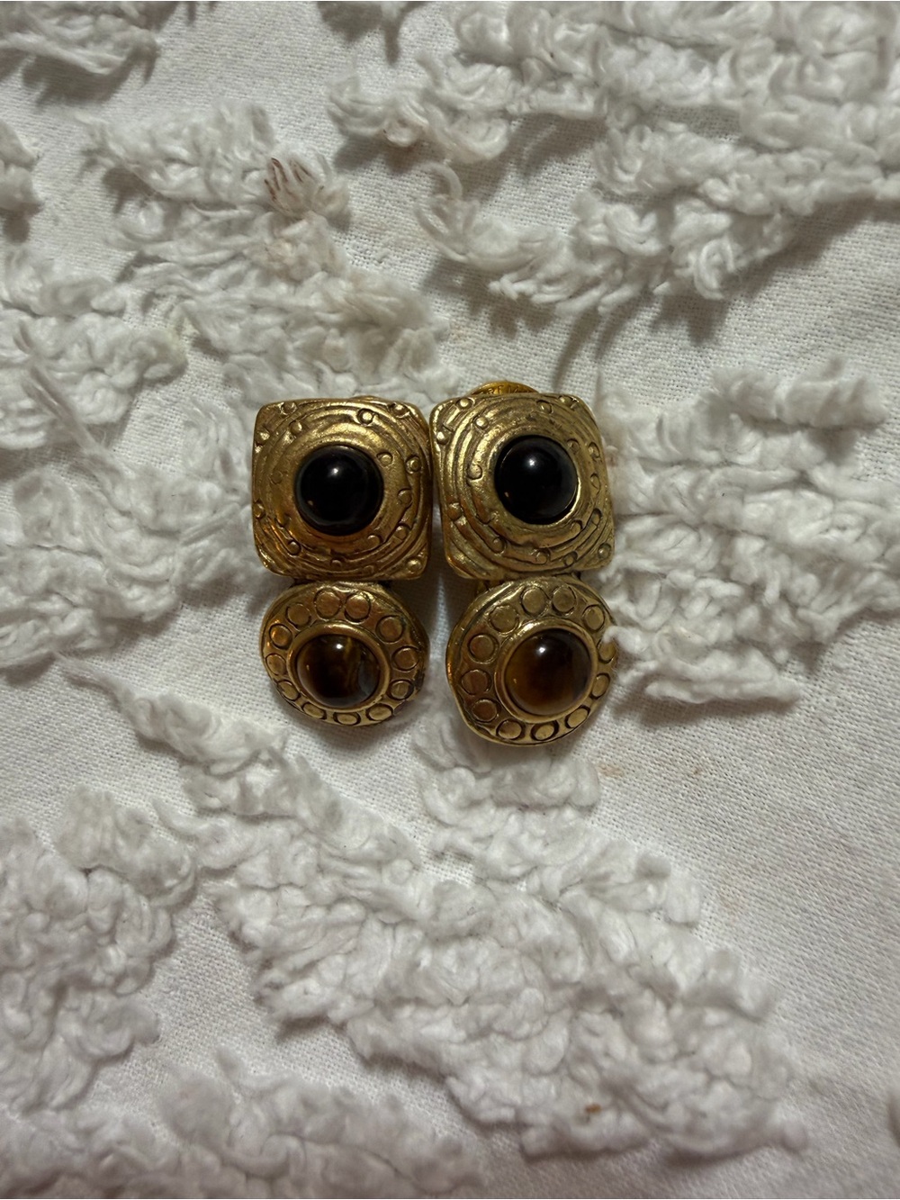 Vintage Premier Designs Etruscan Drop Earrings Gold Tone Black Faux Tiger Eye